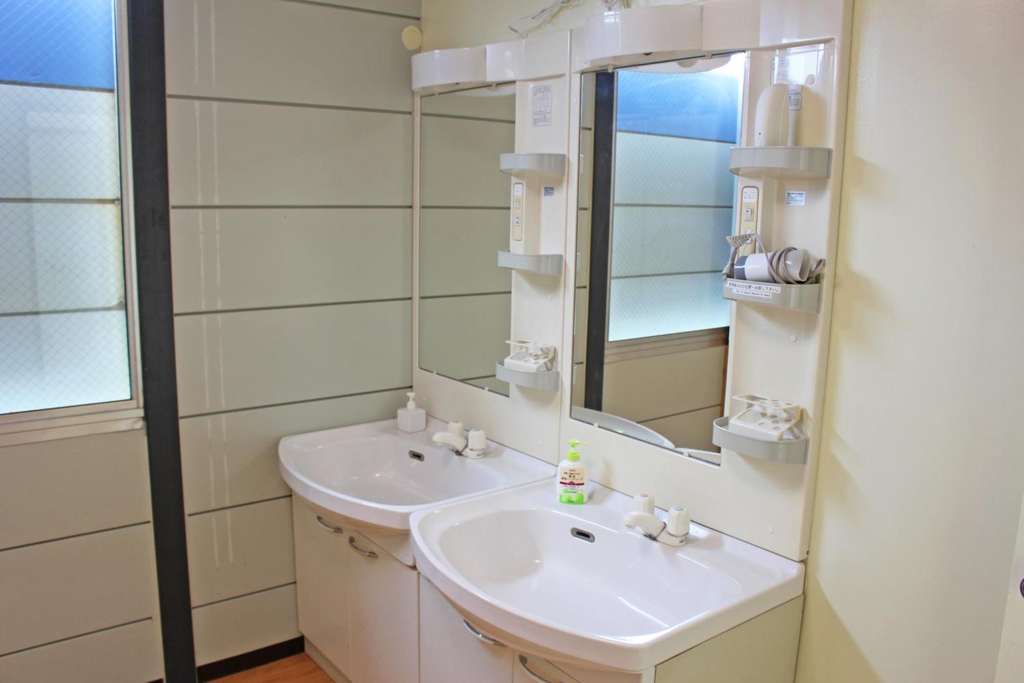 Umiyakara Hotel Kin Buitenkant foto